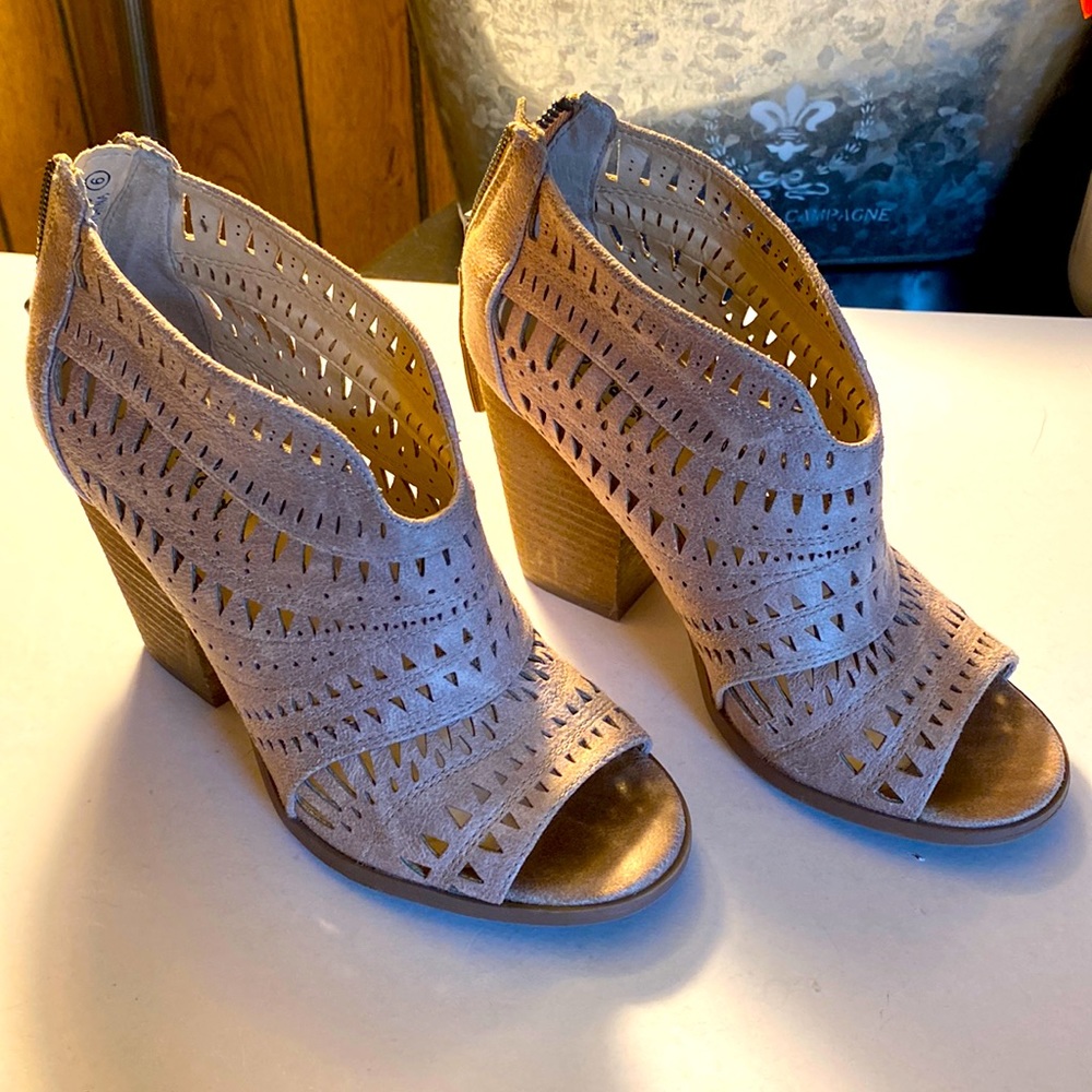 Not Rated Cut-Out Wedges